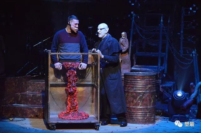 我看了场大尺度畸形人体秀，从此再也没睡过安稳觉！