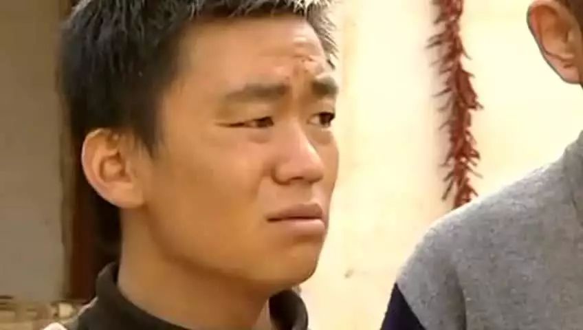 护舒宝在台湾叫“好自在”？这些港台电影译名更狗血