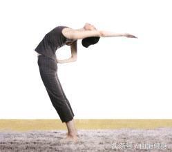 腿很粗不敢跑步，不敢力量瘦腿？不要怕，塑腿瑜伽教你轻松瘦