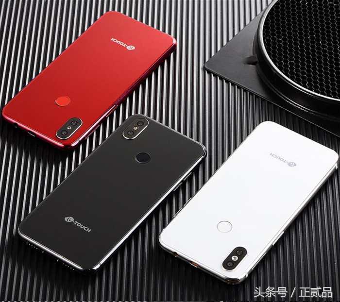 8848钛金手机和8849钛金手机,8848与天语