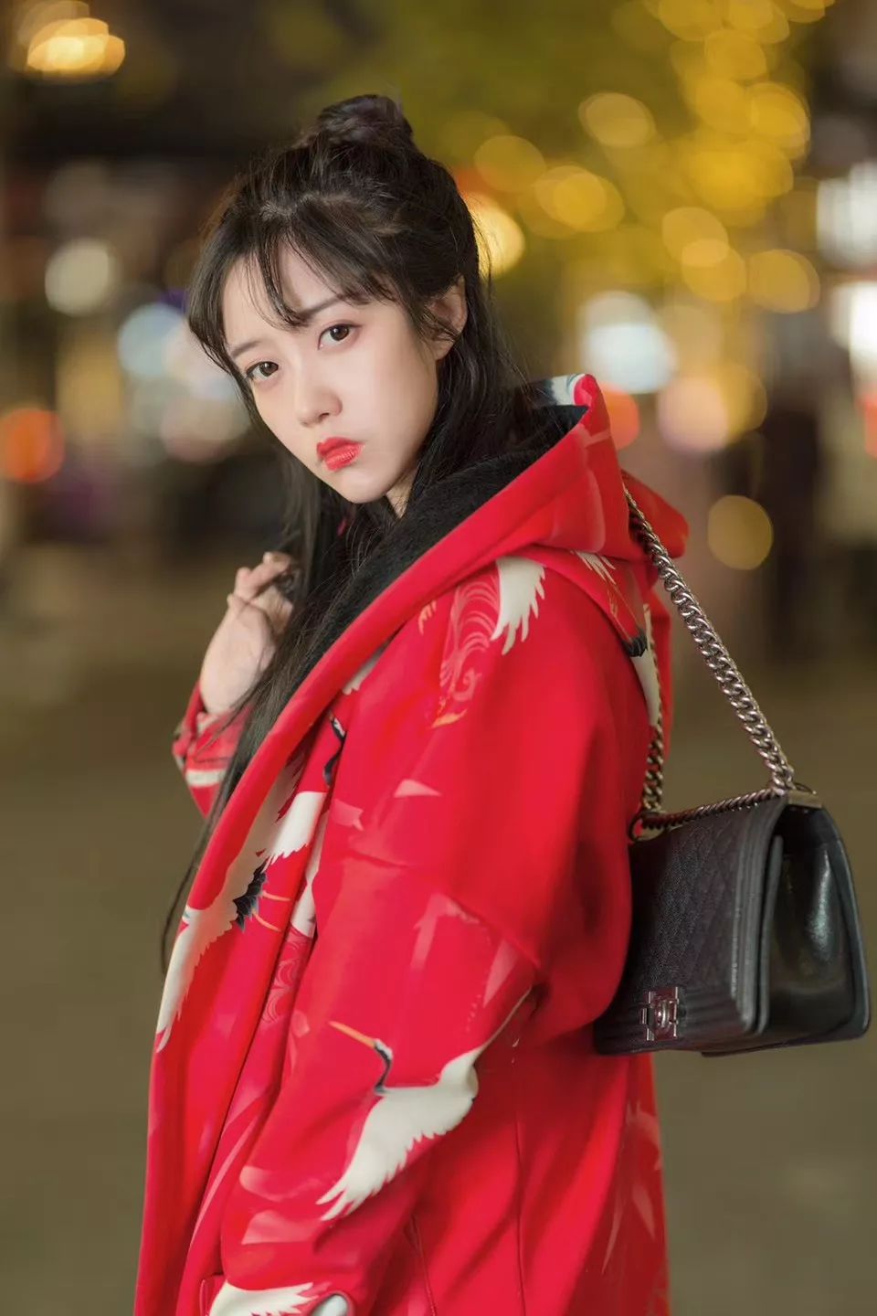 90后中国姑娘，在澳洲街美哭外媒