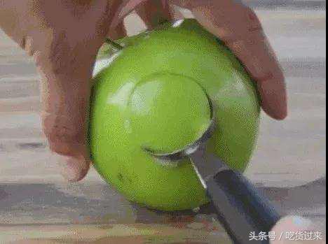 烂一小块的苹果还能吃吗,苹果很好吃但是烂了还能吃吗