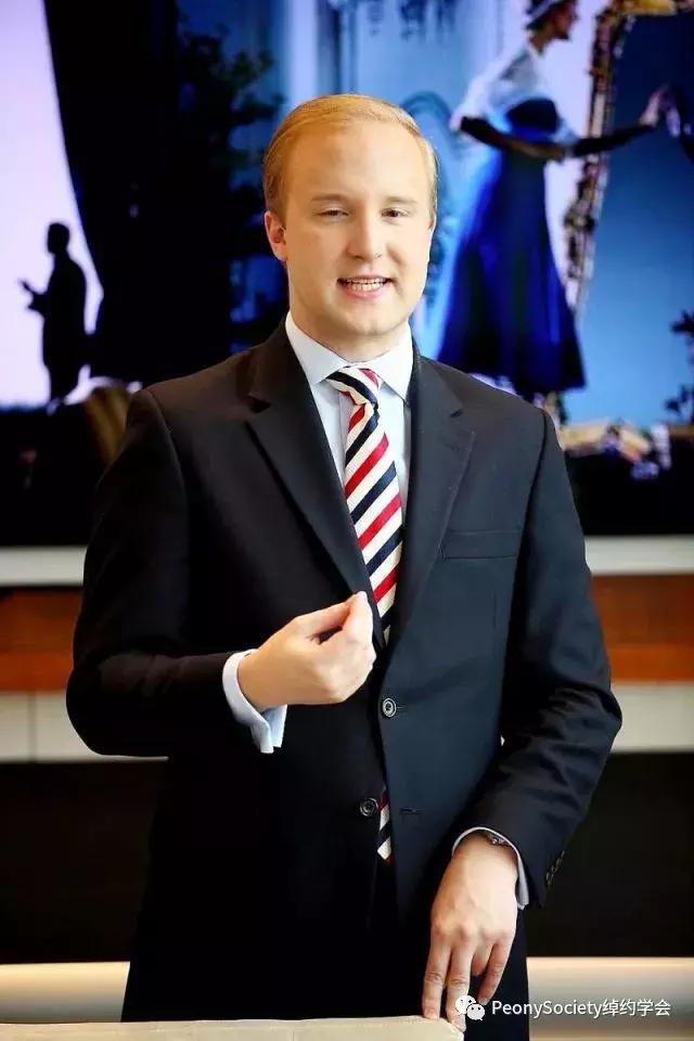 礼仪需要提高三个方面,礼仪礼貌提高个人修养