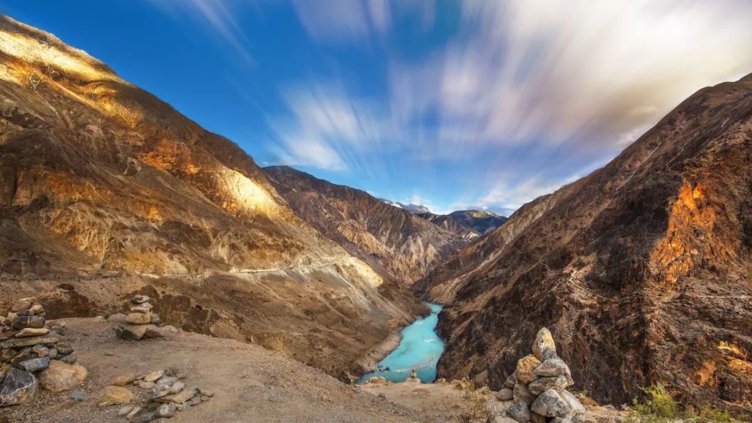 川藏高速公路北线与川藏南线,川藏南线与北线哪个路况更好