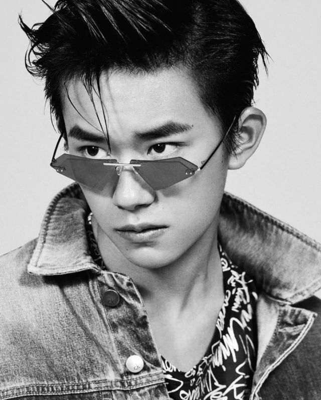 被太阳刺到眼睛头痛,被太阳刺得睁不开眼