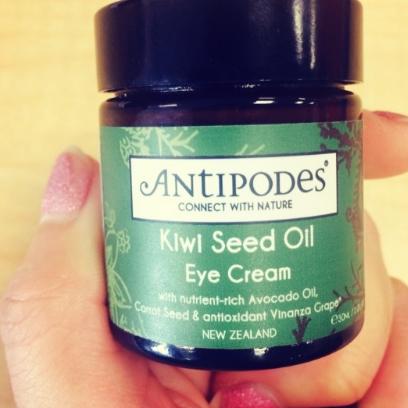 antipodes奇异果眼霜30ml,奇异果籽眼霜推荐