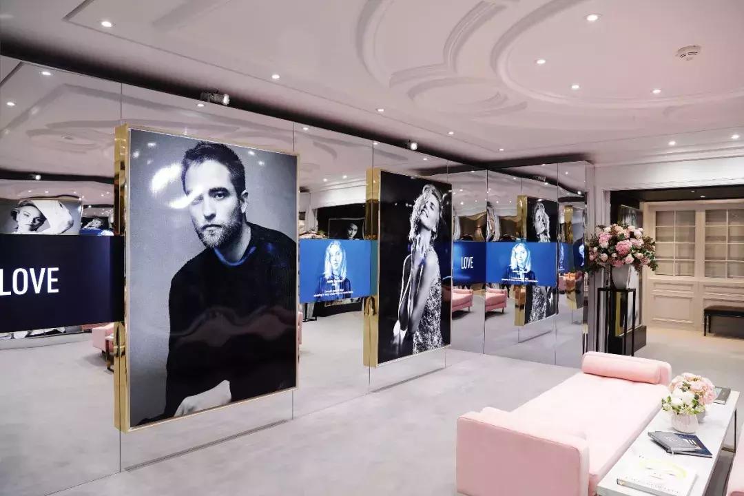 王丽坤戛纳红毯,王丽坤和李晨吻戏