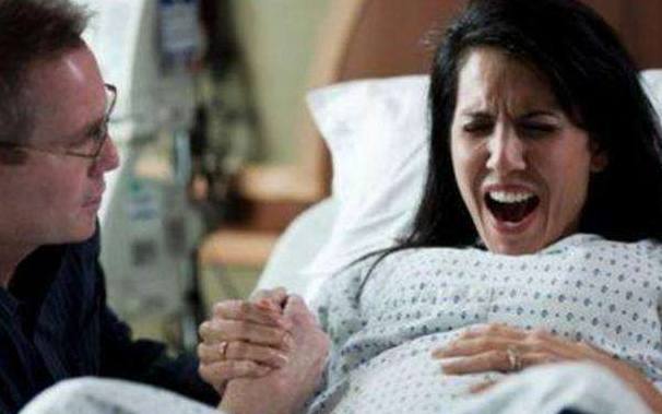 七八斤的宝宝是怎么顺产出来的,7斤多的胎儿怎么顺产