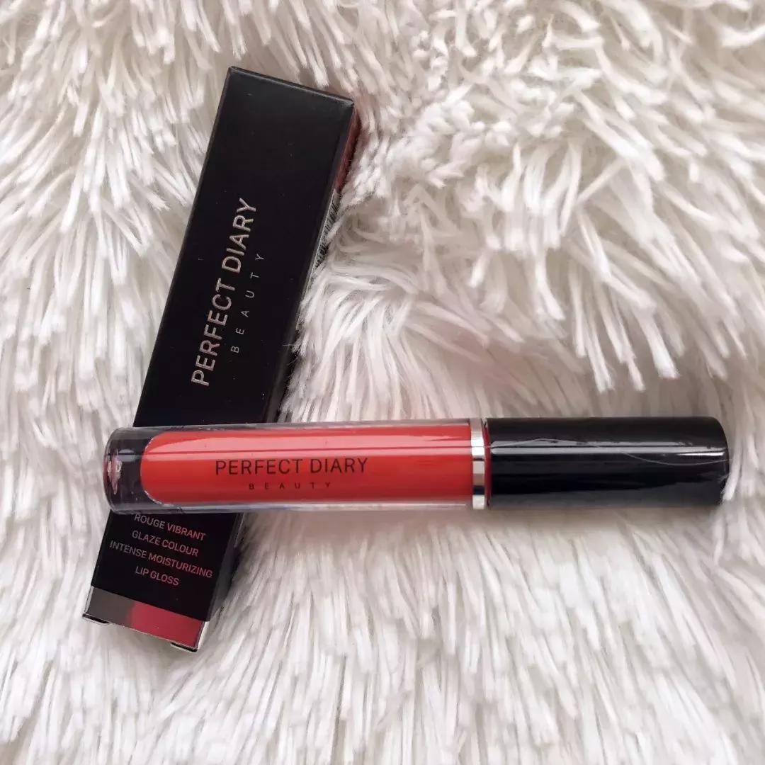 阿玛尼唇釉415和405黄皮更推荐哪款,六十块钱之内的唇釉