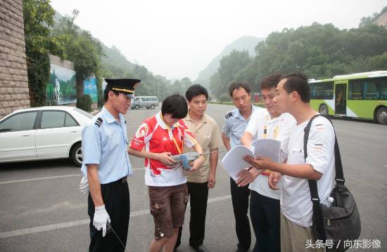 照片背后的故事为何令人动容,照片背后的故事感人