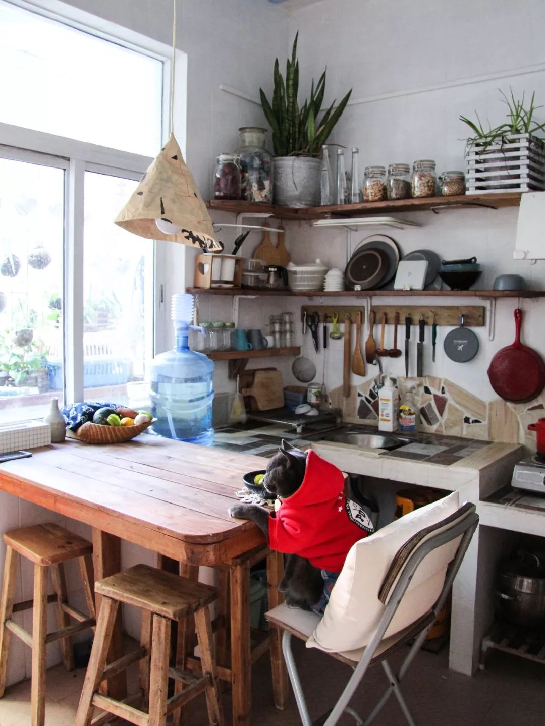 出租屋改造捡破烂,靠捡废品装修