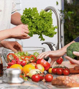 谢依霖怀孕晒b超照散发母爱光环,谢依霖讲述水中分娩