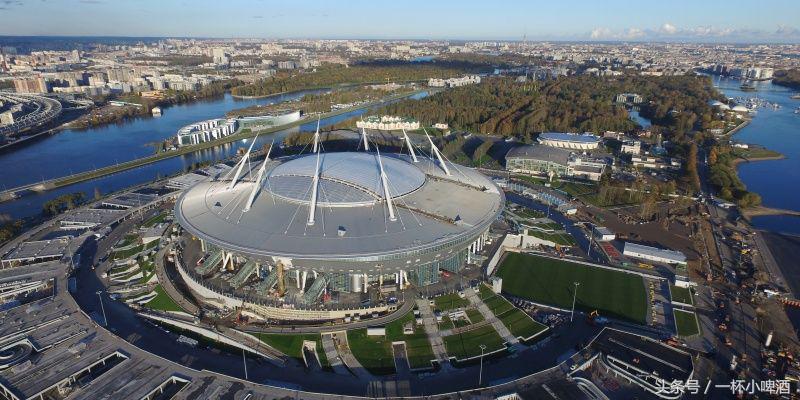 来自“熊”的世界：战斗名族——俄超球场系列