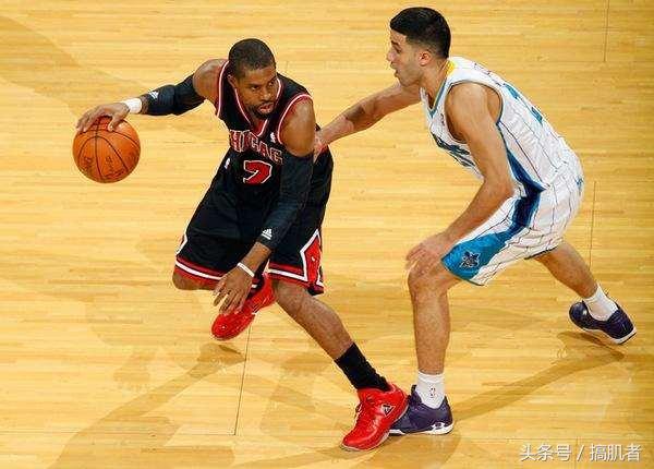 篮球练习看什么,篮球基本功训练16种方法