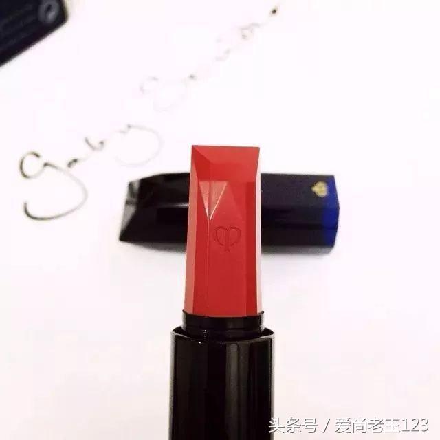 这个夏天一定要有的口红,夏天适合唇釉还是口红