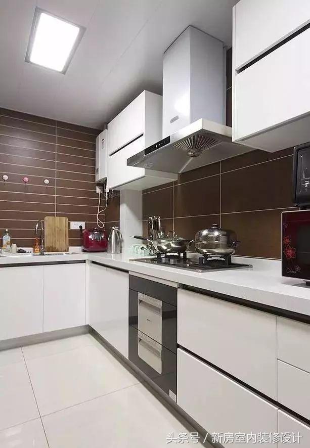 住新房如何布置卫生间好看,给屋里装个卫生间步骤