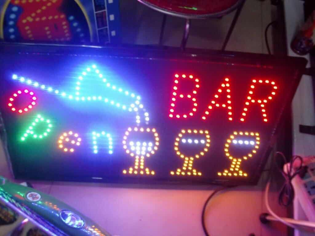 怎样识别发光字的好坏,发光字优劣比较