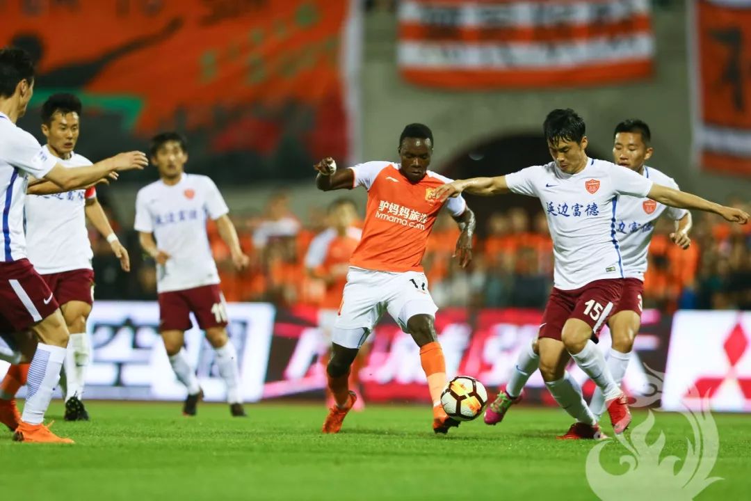 武汉卓尔球员拉斐尔,武汉卓尔2:2绝平梅县铁汉
