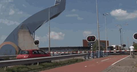 中国式过马路危险吗,中国式过马路原因