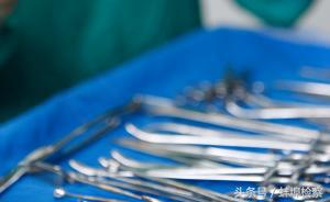 女子流产手术做到一半医生叫停,医院里女孩做流产手术