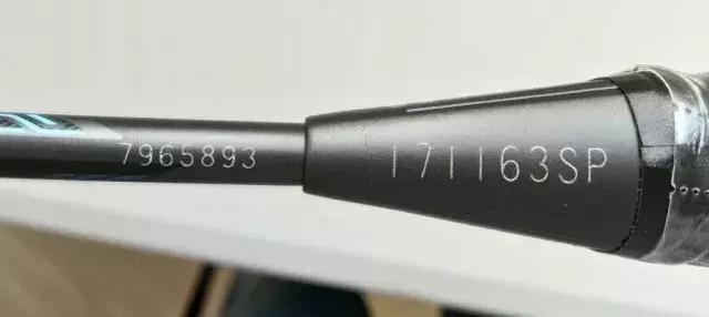 yonex真假球拍鉴别方法,没有钢号的yonex是不是假的