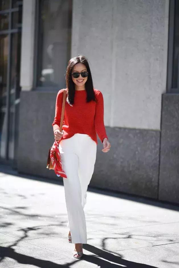 显瘦阔腿裤百搭秋季,最好穿的白色显瘦阔腿裤