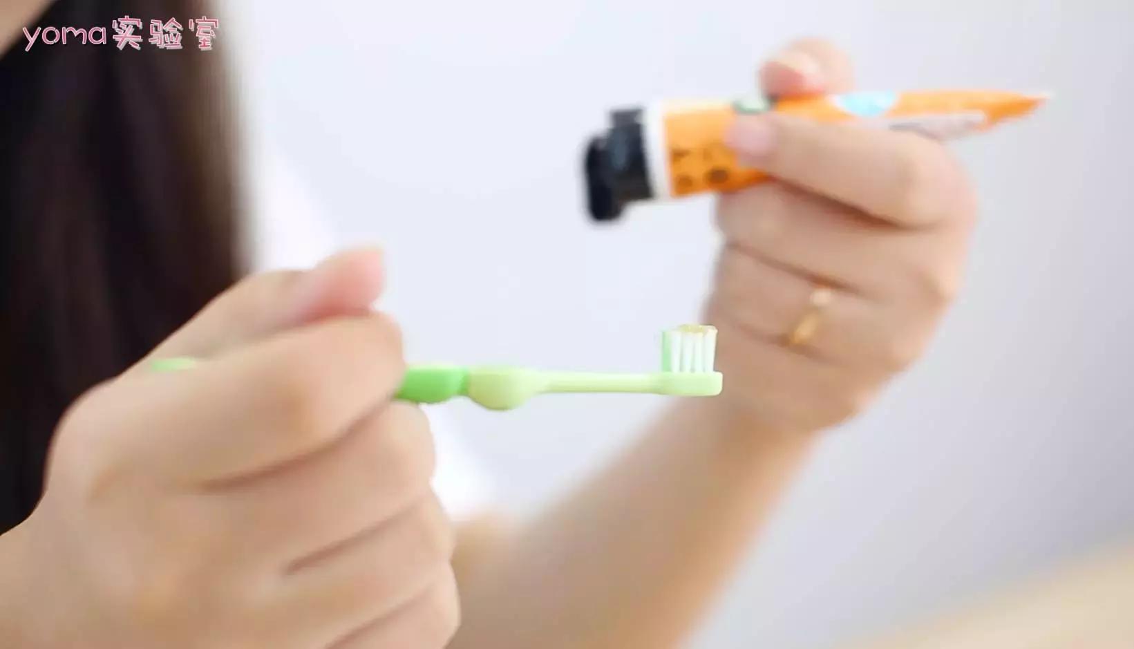 牙膏测评一周实验,吃牙膏会吐泡泡吗