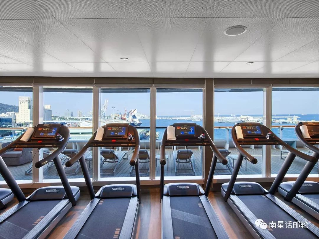 全球顶级豪华游轮图片大全,国际豪华邮轮首次下水视频