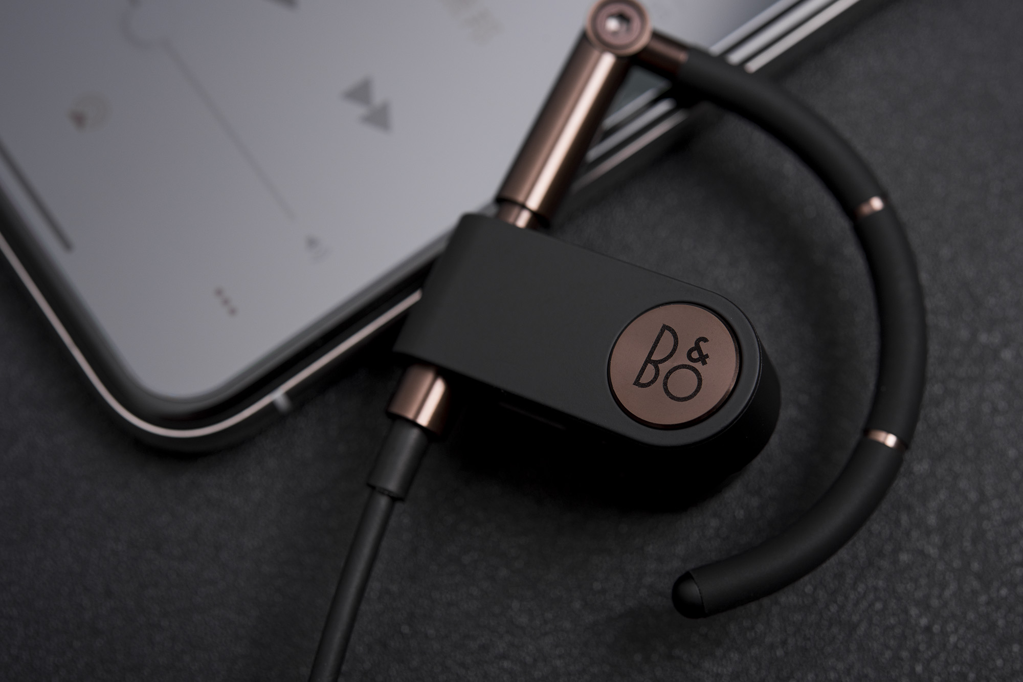 beoplay蓝牙耳机评测,beoplaya8蓝牙