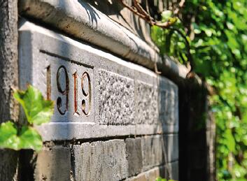 *京大南**学神秘建筑，气势压过世界第十高楼，《建国大业》在此取景