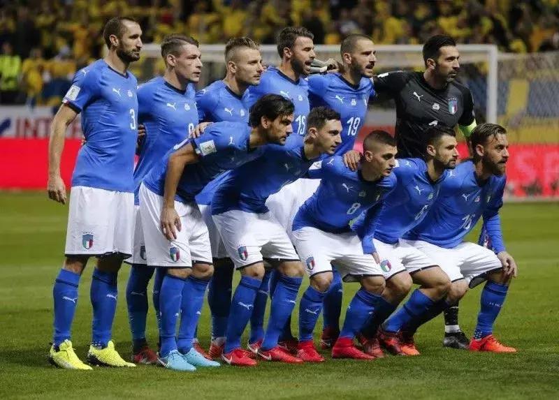 红色塑胶跑道上色怎么擦掉,为什么塑胶跑道是红色