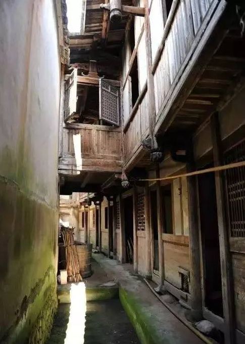 福建土楼为什么令人叹为观止,福建土楼最吸引人的地方