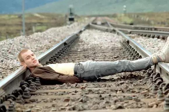 帆布鞋防脏,防撞帆布鞋