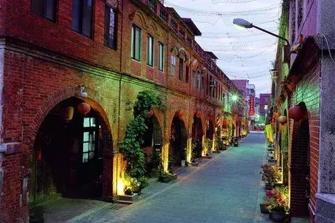 周末游好去处桃花源,哪里有世外桃源适合散心