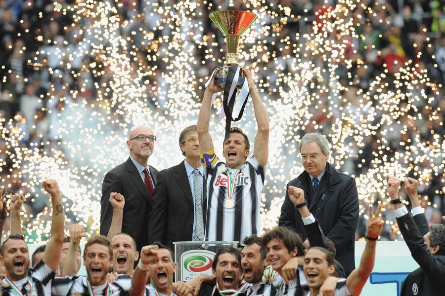 五大联赛单赛季进球纪录,五大联赛最高积分纪录