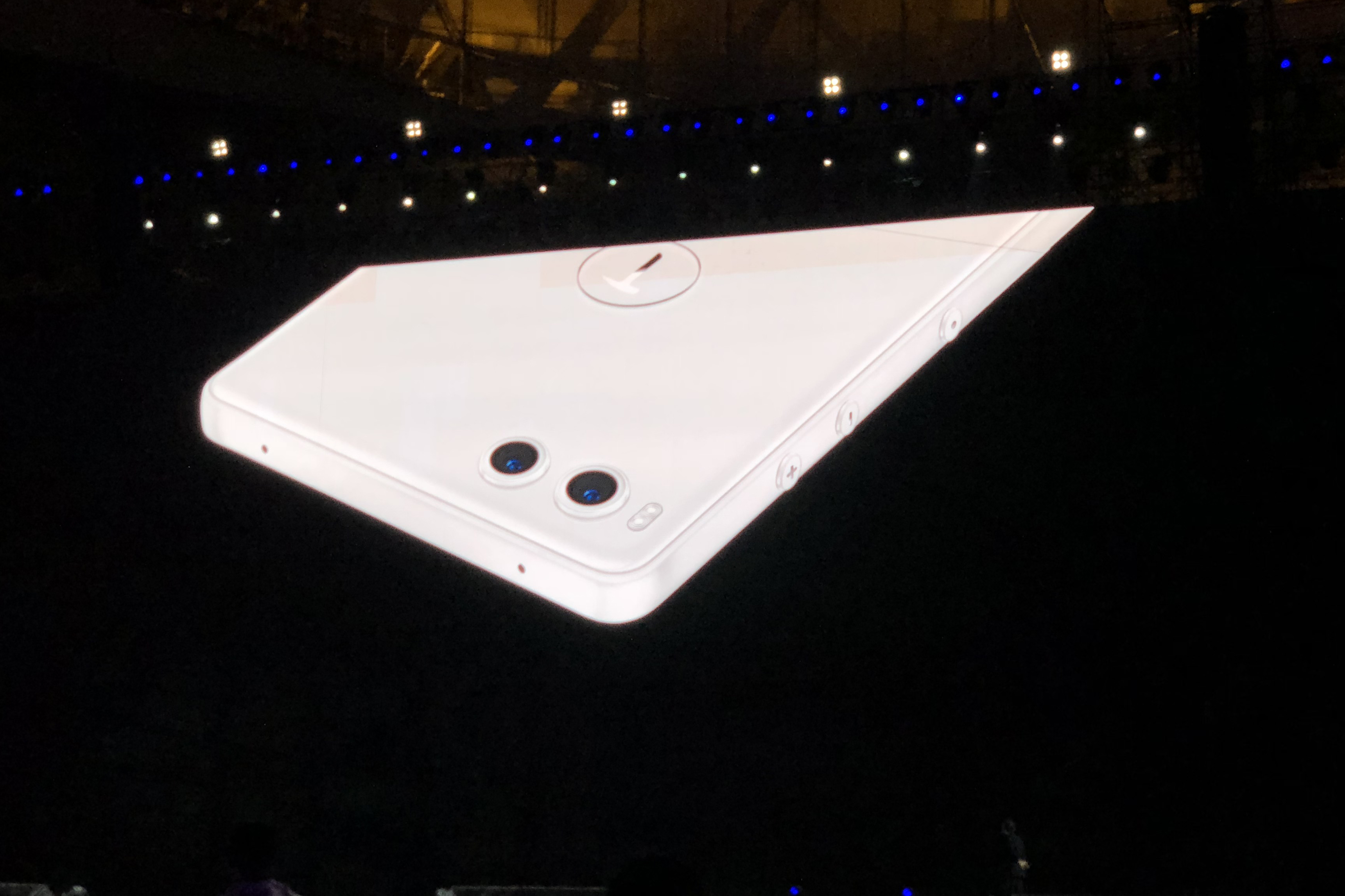 罗永浩透露坚果r1不卡,坚果r1罗永浩完整视频