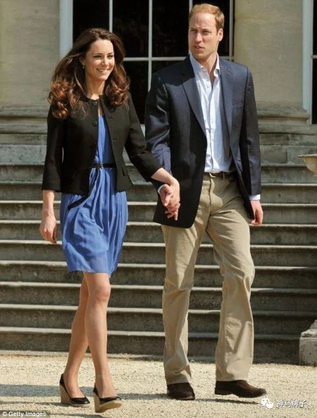 唐晶款英伦风圆头女鞋,唐晶同款鞋厚高跟鞋