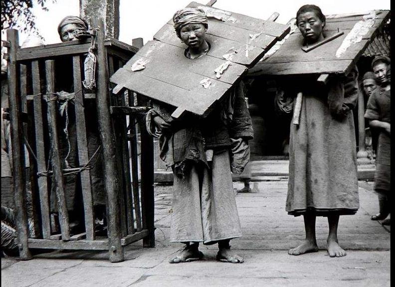 朱元璋年轻受尽屈辱,朱元璋发明的残忍刑罚