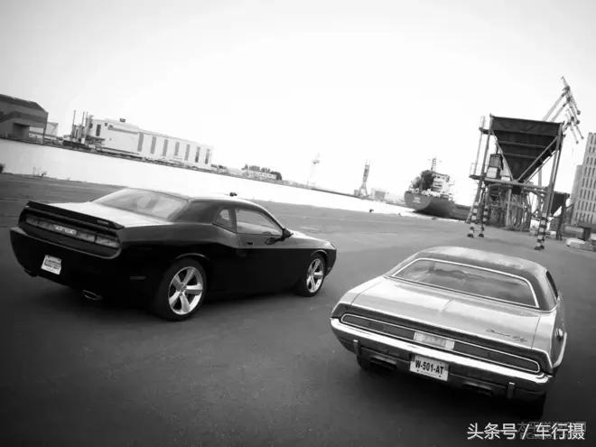 道奇挑战者新款旧款对比,道奇挑战者怀旧款有什么亮点