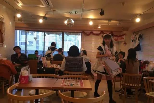 鏃ユ湰鐪熸鐨勫コ浠嗗挅鍟″巺,鏃ユ湰鐗硅壊椁愬巺濂充粏