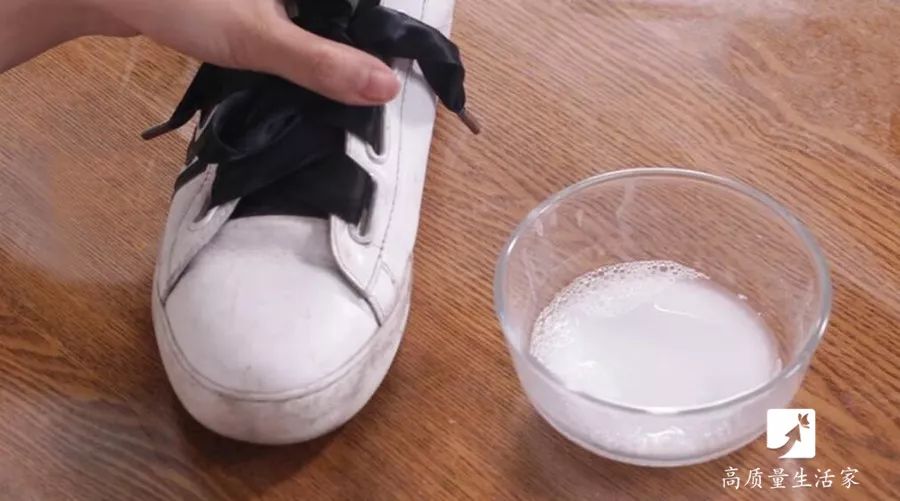 新鞋挤脚磨脚怎么办,鞋子挤脚磨脚怎么去除