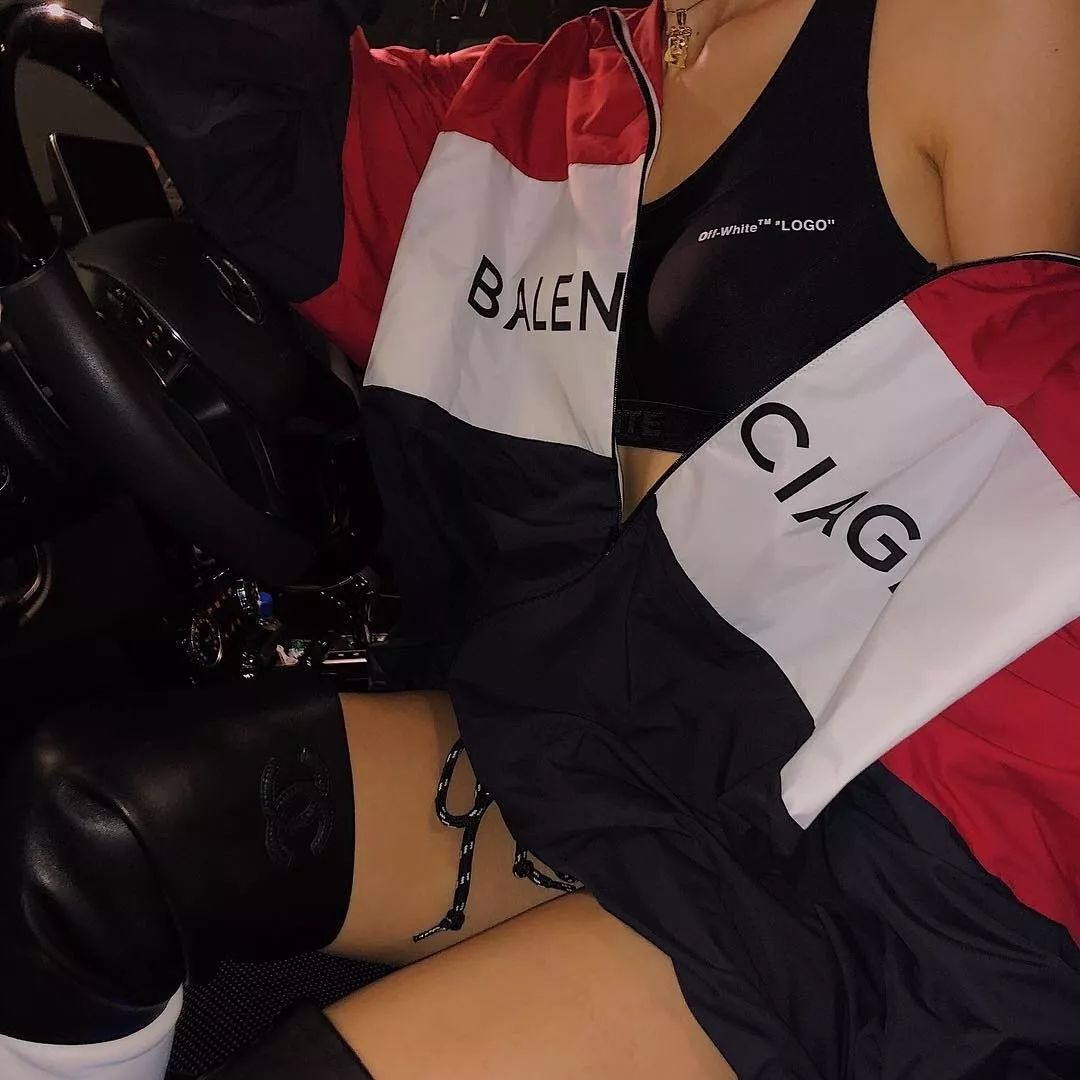 港真，你听过温哥华鄙视链吗？穿PradaDior的只和穿Gucci、LV的人玩！