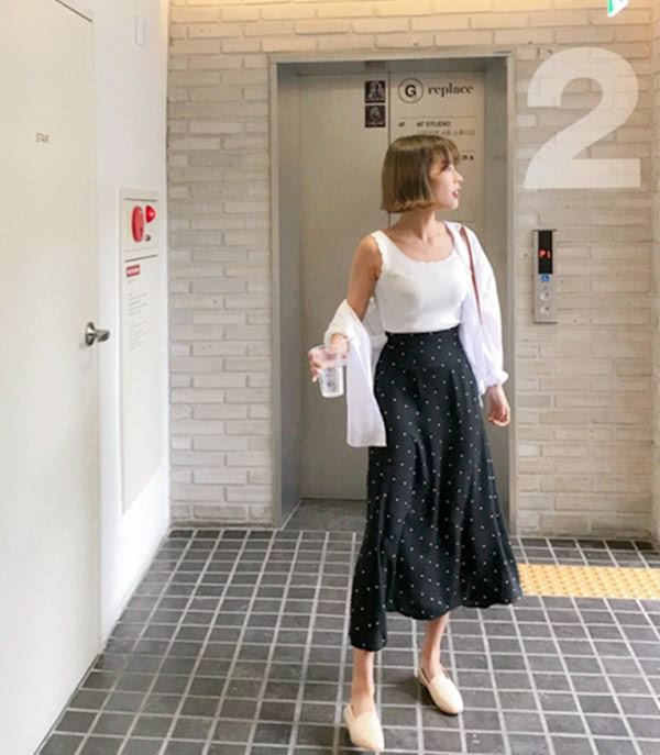 雪纺半身裙穿搭夏季,黑色雪纺半身裙穿搭夏季