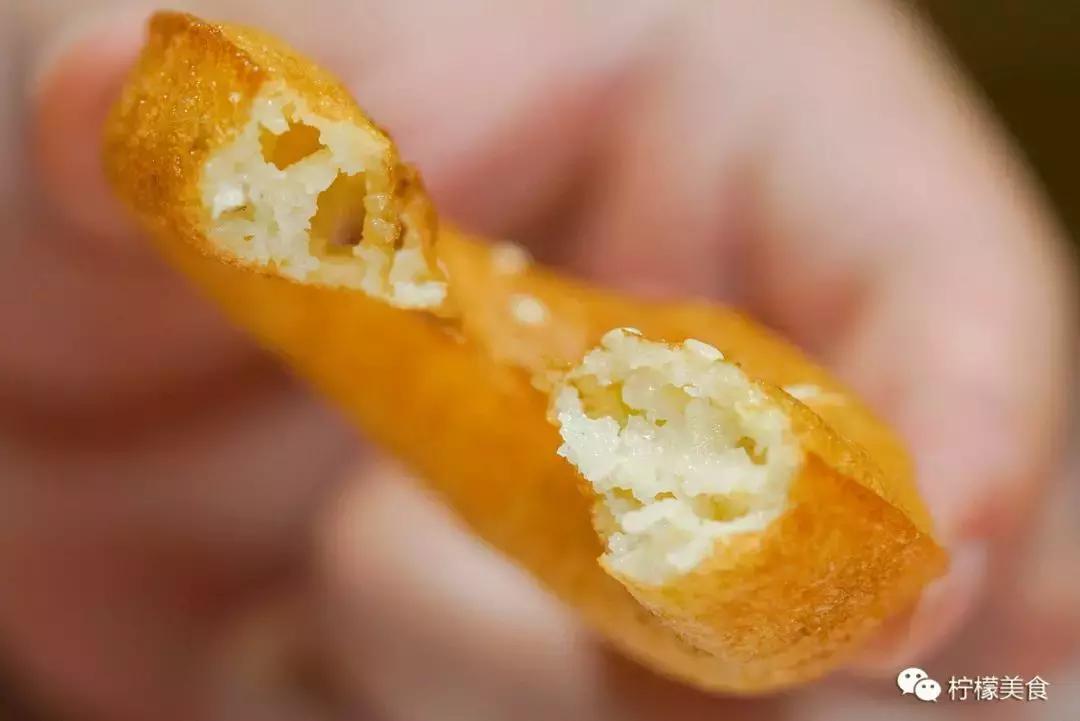 这家店很“丑”,还有一碗脏脏面