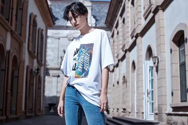 以后装逼就说我穿李宁的时候，你还在穿阿迪耐克