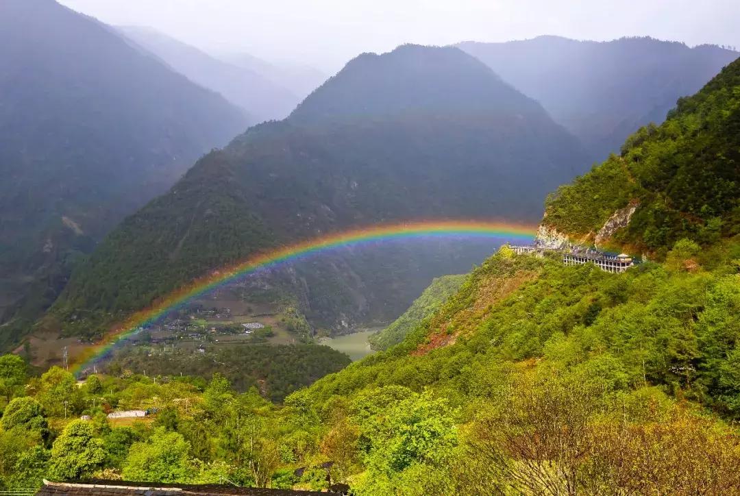 一秒出国，在云南就能看遍全世界！