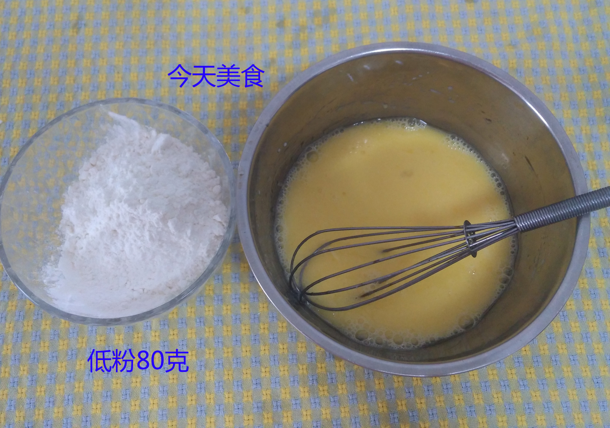 这有详细图文介绍，学一学怎么做蛋糕，就不会被戚风给“气疯”了