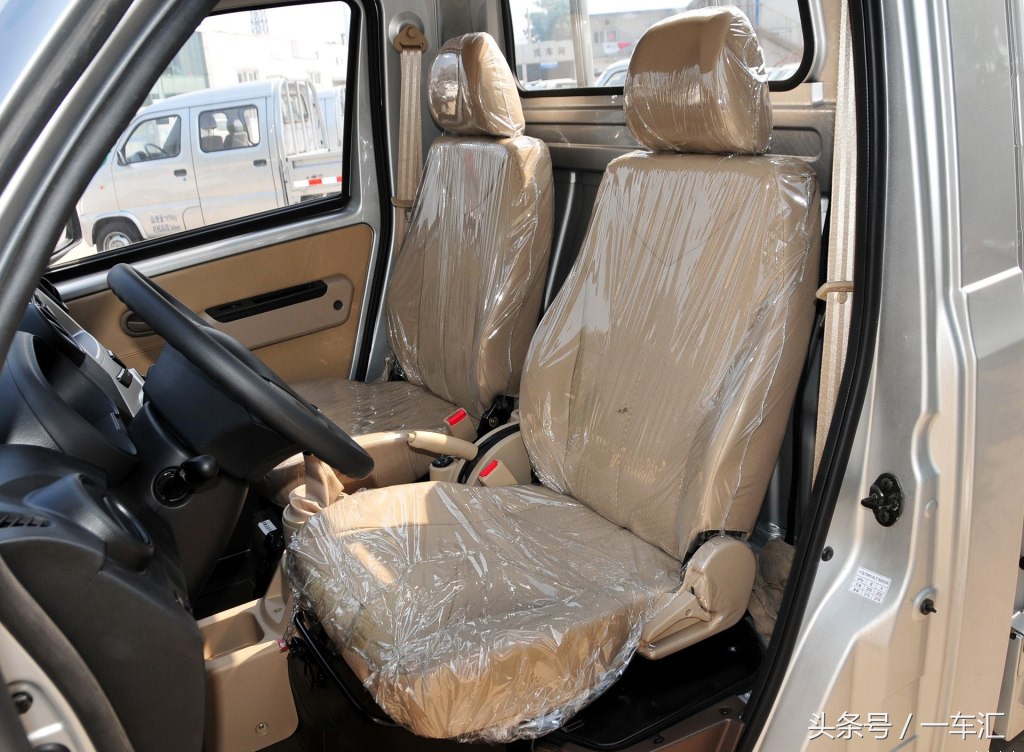 别看这辆货车不咋地，它有一个响亮的名字，叫解放