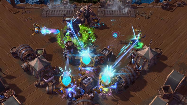 暴雪“十年”精心打造的《风暴英雄》,为什么到现在还没火?