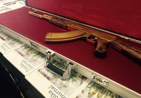 有没有黄金ak47,世界上的黄金ak47